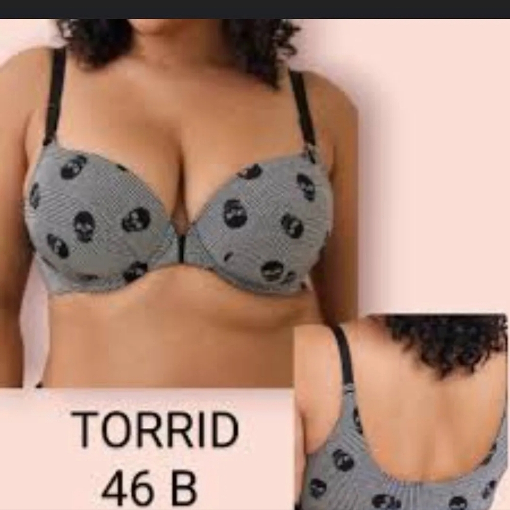 Torrid Skull Print Back Smoothing Front Snap T-shirt Bra - 46B